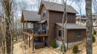 Grayling Lodge at Eagles Nest - Banner Elk - 0