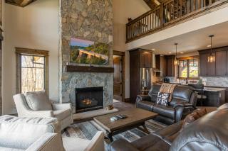 Grayling Lodge at Eagles Nest - Banner Elk - 7