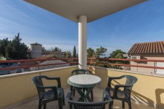 Apartment Martinuzz With Sea View - Dajla - 0