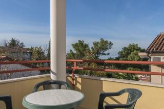 Apartment Martinuzz With Sea View - Dajla - 8