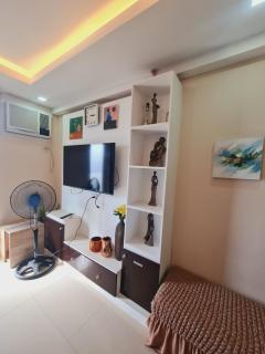Italian Inspired Tropical-Themed Studio Condo - Davao - 3