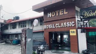 Hotel Royal Classic @ Mall Road Mussoorie - Mussoorie - 5