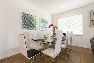 South Facing Vacation Home - Providence Golf Resort - Pool & Spa - Game Room - Free Welcome Pack - Loughman - 1