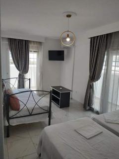 First line apartment - Flogita - 2