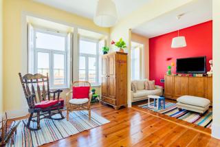 Bright & Beautiful Top Floor Graça Flat - Lisboa - 0
