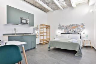 Casa Pelù - Piazza Cavour Lovely Apartment x4 - Naples - 9