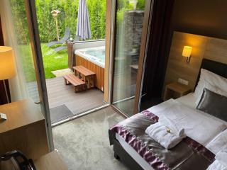 Villa Aruba & Private SPA Suites - Keszthely - 3