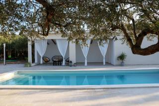 Dalmatian stone house with swimming pool near Supetar - Supetar - 7