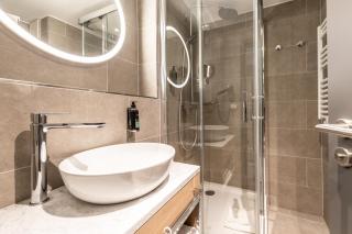 Premier Inn Saarbrücken City Centre - Saarbrücken - 4