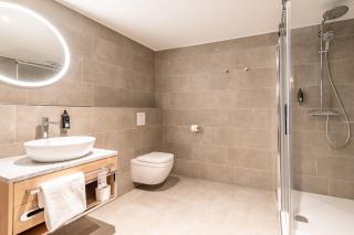 Premier Inn Saarbrücken City Centre - Saarbrücken - 3