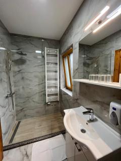 Rustic Inn River 2 - Lagos de Plitvice - 3