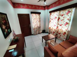 Executive Tulip Apartelle - 4