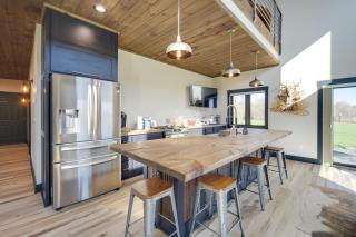 Large Home with Land in Prairie Farm! - 4