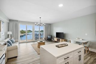 Laketown Wharf #137 by Nautical Properties - Panama City Beach - 5