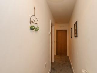 Stowaway Cottage - 1