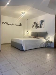 MenoUno House - 8