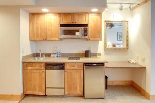 Ski-InandSki-Out Crested Butte Studio with Pool Access - 6