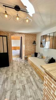 Lion's Room - 2 minute walk from Palais des Festivals and Beaches - 1