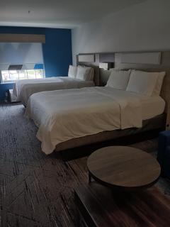 Holiday Inn Express & Suites - Jourdanton-Pleasanton by IHG - 1