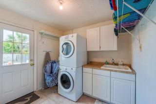 Large pool home and blocks away from the beach - 1