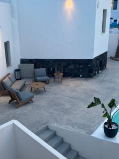 Noir Santorini - Monolithos - 8