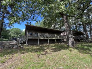 Mountain Harbor Lodge cottage on Lake Ouachita - Mount Ida - 2