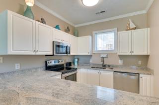 Golf, Swim and Unwind at Bright Myrtle Beach Condo! - Myrtle Beach - 2