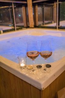 Hotel Juan Pablo 2 - 0