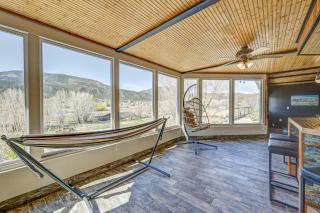 Great Salida Getaway - 20 minutes to Monarch with Spa & Gameroom - 6