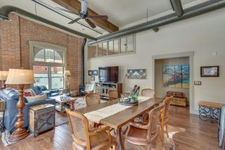 Updated Rustic-Chic Condo on Ourays Main Street! - Ouray - 1