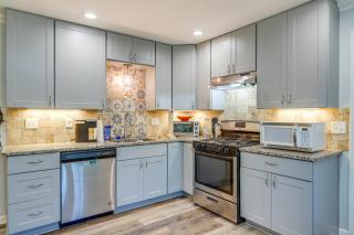 Dog-Friendly Fayetteville Home with Fenced Yard! - 8