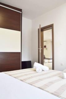 Elo Holiday Home - 3