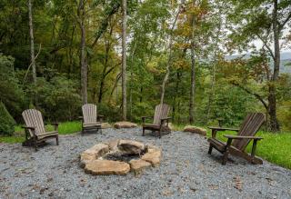 The Nest - Beautiful, Luxury Lakeside Cabin - 3