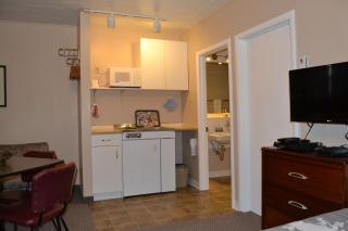 Lido Motel - Radium Hot Springs - 9