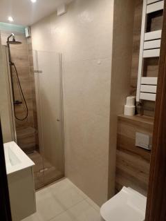 Przytulne studio - 2 pokoje,parking,blisko centrum-6km,tramwaj, Nflix, park, spokój, - 6