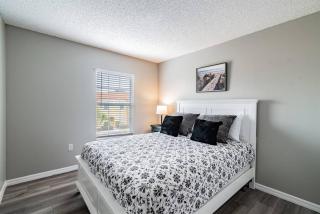 Charming & Cozy Townhouse Disney Area - Lake Berkley - Kissimmee - 3