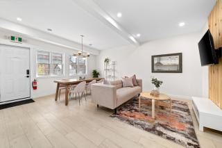 The Belvedere:Front Street Flats - Belleville - 1