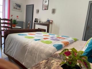 Chambre équipée Plain-Pied - 2 pers avec sdb wc privé - Hargeville - 5