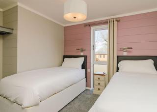 Canterbury Reach Lodge Retreat - Petham - 3