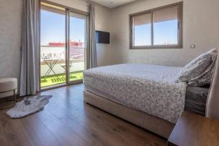 Modern Charm at Le Joyau du Parc - 2