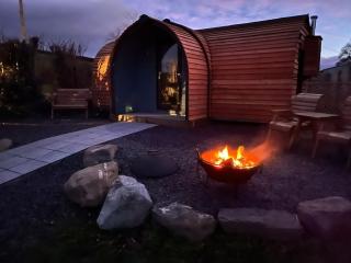 Cwt y Gwenyn Glamping Pod - 4
