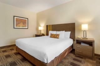 Best Western Plus The Inn at Horse Heaven - Prosser - 1