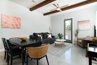 Casa Dolce Vita by the Alamodome - 0