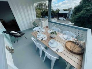 Beach House @ Moffat - Caloundra - 2