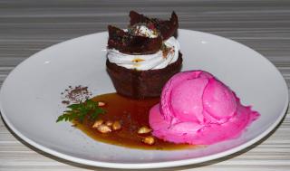 Cassowary Hotel - - 6