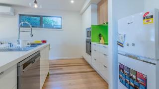 Holiday unit on Thompson Ave, Cowes - 3