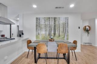 Evergreen - Modern Denton Home Near UNT - Denton - 8