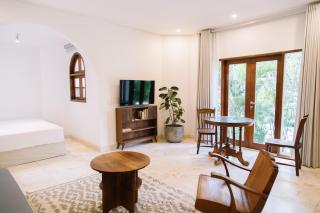 Kresna By The Sea By Kresna Hospitality - Seminyak - 8