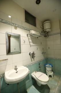 Hotel Malhotra inn 50 Meter from Golden Temple - Amritsar - 5