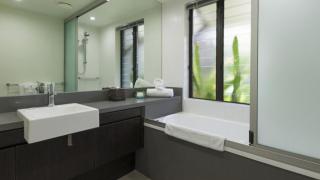 AZURE 125 Port Douglas - Port Douglas - 1